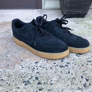Nike Air Force Ones low black